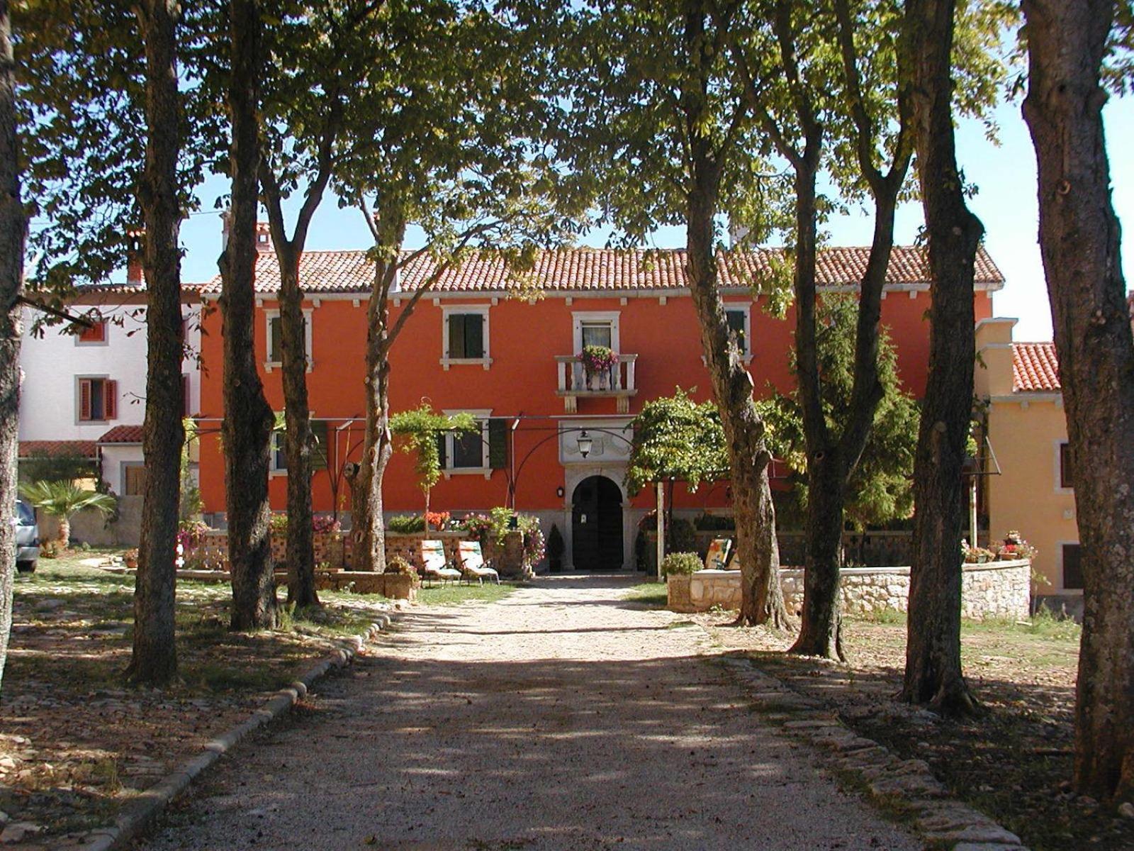 Apartments Lazzarini Battiala Nedeščina Екстериор снимка
